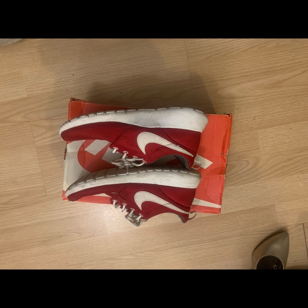 Nike sneakers - Picture 3 of 4